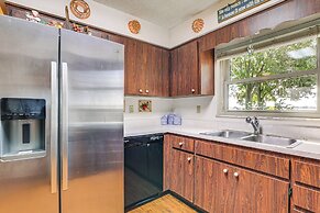 Lakefront Frostproof Vacation Rental w/ Beach!