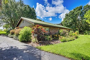 Lakefront Frostproof Vacation Rental w/ Beach!