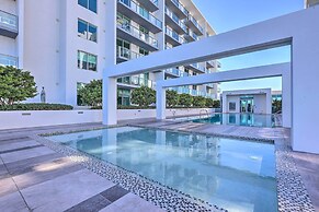 Chic Miami Condo w/ Pool, 6 Mi to South Beach