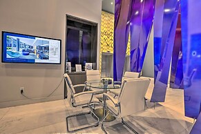 Chic Miami Condo w/ Pool, 6 Mi to South Beach