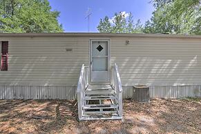 Cozy Florida Getaway, 14 Mi to Royal Springs!