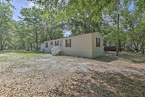 Cozy Florida Getaway, 14 Mi to Royal Springs!