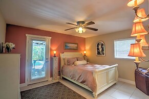 Cozy Naples Home w/ Lanai - 1 Mi to Bluebill Beach