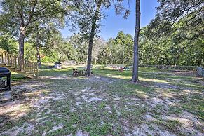 Cozy Steinhatchee House w/ Fire Pit & Grill!