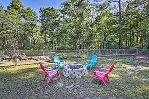 Cozy Steinhatchee House w/ Fire Pit & Grill!