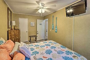 Cozy Steinhatchee House w/ Fire Pit & Grill!