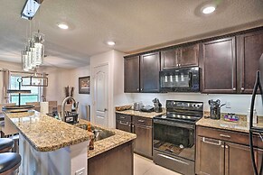 Charming Poinciana House w/ Patio: 30 Mi to Disney