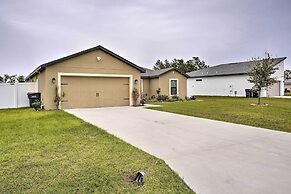 Charming Poinciana House w/ Patio: 30 Mi to Disney