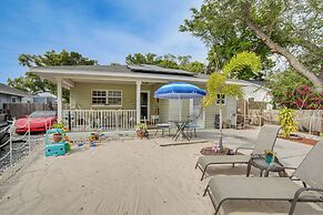 5 Mi to Beach: Family-friendly Home in Clearwater!