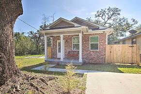 Downtown Pensacola Vacation Rental w/ Yard!