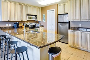 Cozy Miramar Beach Condo w/ Pools & Beach Access!