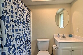 Cozy Indian Rocks Beach Condo - Steps to Beach!