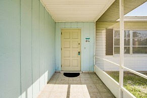 Englewood Home on Canal: Boat to Lemon Bay!
