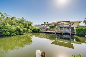 Englewood Home on Canal: Boat to Lemon Bay!