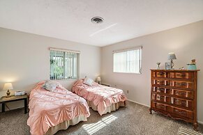 Englewood Home on Canal: Boat to Lemon Bay!