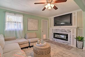 8 Mi to Beach: Family-friendly, Pastel Gem!
