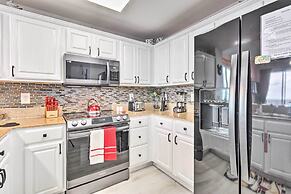 Family Resort Condo w/ 2 Pools: 1 Mi to Disney!