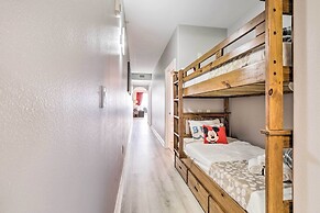 Family Resort Condo w/ 2 Pools: 1 Mi to Disney!
