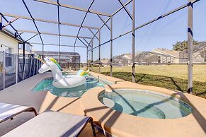 Family Home w/ Heated Pool: 9 Mi to Disney!