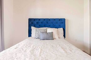 Family Home w/ Heated Pool: 9 Mi to Disney!