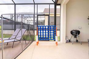 Family Home w/ Heated Pool: 9 Mi to Disney!