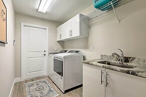 Home w/ Boat Dock & Gulf Access in Cape Coral