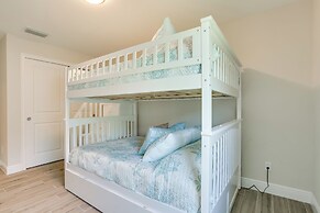 Home w/ Boat Dock & Gulf Access in Cape Coral