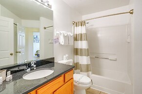 Family Golf Getaway: 17 Mi to Disney World!