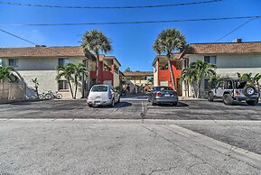 Sunny Indian Rocks Beach Condo: Steps to Gulf!
