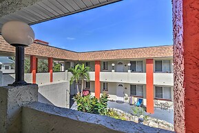 Sunny Indian Rocks Beach Condo: Steps to Gulf!