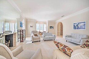 Lanai & Pool: Elegant Villa in Winter Haven!