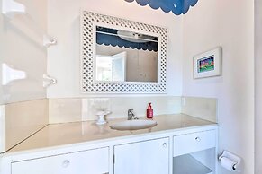 Lanai & Pool: Elegant Villa in Winter Haven!