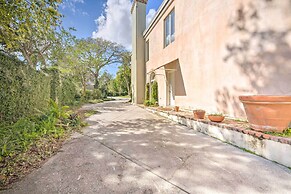 Lanai & Pool: Elegant Villa in Winter Haven!