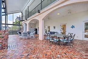 Lanai & Pool: Elegant Villa in Winter Haven!