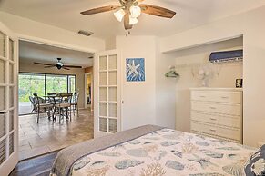 Pet-friendly Fort Myers Home w/ Patio & Grill!