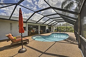 Pet-friendly Fort Myers Home w/ Patio & Grill!