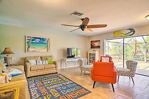 Pet-friendly Fort Myers Home w/ Patio & Grill!