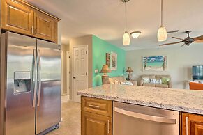 Pet-friendly Fort Myers Home w/ Patio & Grill!