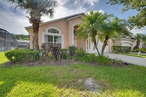 Kissimmee Getaway w/ Pool ~ 7 Mi to Disney!