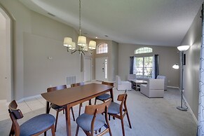 Kissimmee Getaway w/ Pool ~ 7 Mi to Disney!