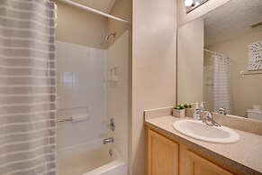 Kissimmee Getaway w/ Pool ~ 7 Mi to Disney!