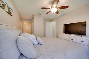 Kissimmee Getaway w/ Pool ~ 7 Mi to Disney!