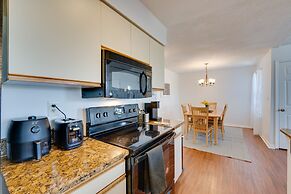 Kissimmee Condo: Community Pool, Close to Parks