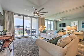 High-rise Destin Condo w/ Balcony + Pool View
