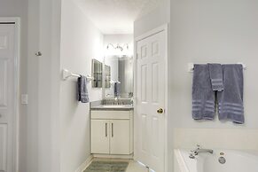 Inviting Jensen Beach Home w/ Screened-in Patio!