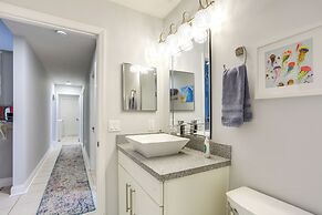 Inviting Jensen Beach Home w/ Screened-in Patio!