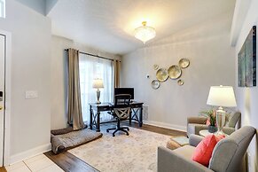 Inviting Jensen Beach Home w/ Screened-in Patio!