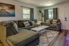 East Tampa Getaway - 5 Mi to Amalie Arena!