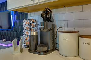 East Tampa Getaway - 5 Mi to Amalie Arena!