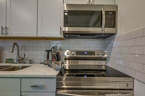 East Tampa Getaway - 5 Mi to Amalie Arena!